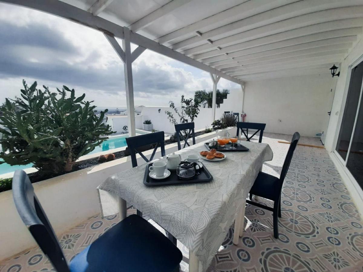 Villa Nirvana - Casa Marosenia Güime Exteriör bild