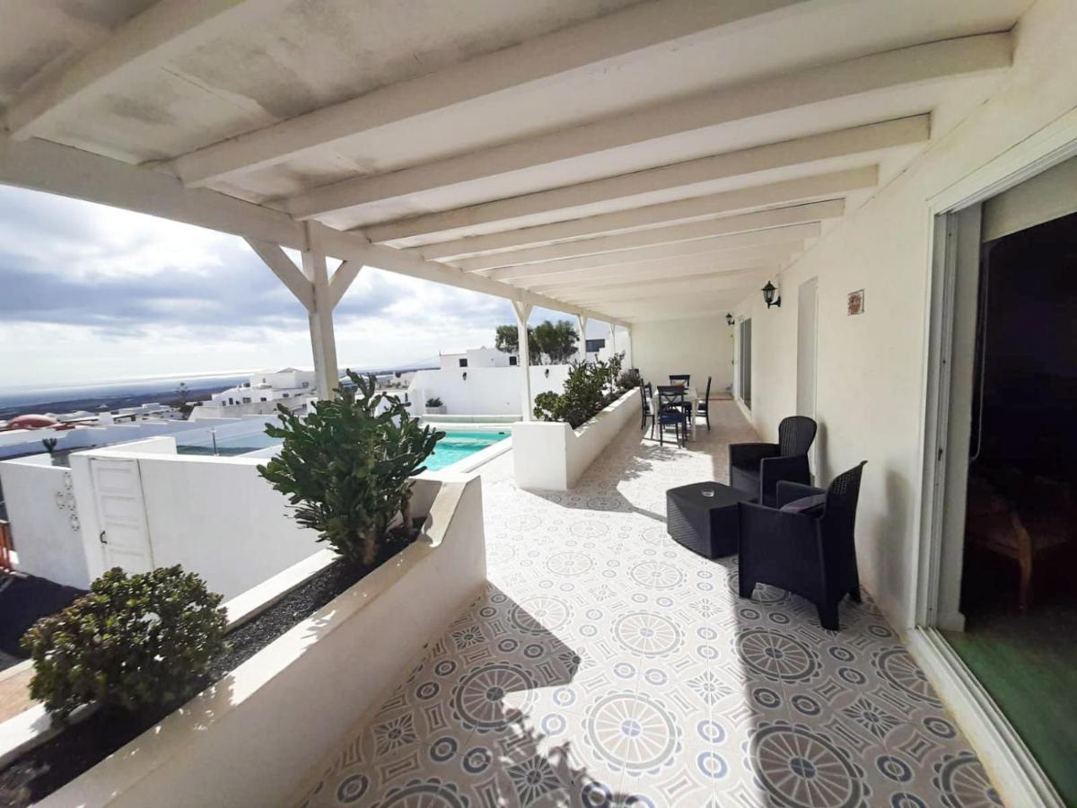 Villa Nirvana - Casa Marosenia Güime Exteriör bild
