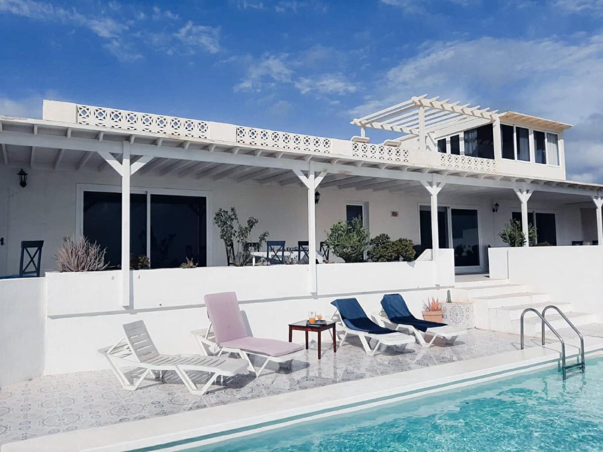 Villa Nirvana - Casa Marosenia Güime Exteriör bild
