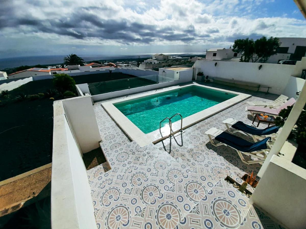 Villa Nirvana - Casa Marosenia Güime Exteriör bild
