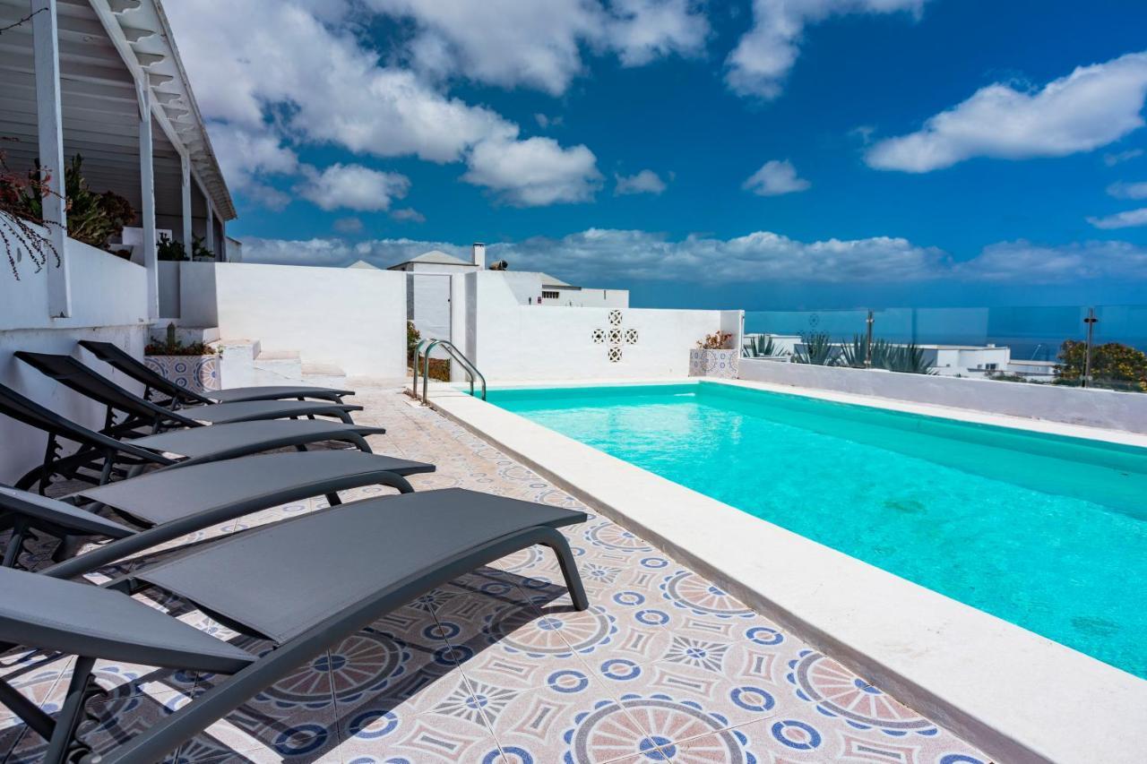 Villa Nirvana - Casa Marosenia Güime Exteriör bild